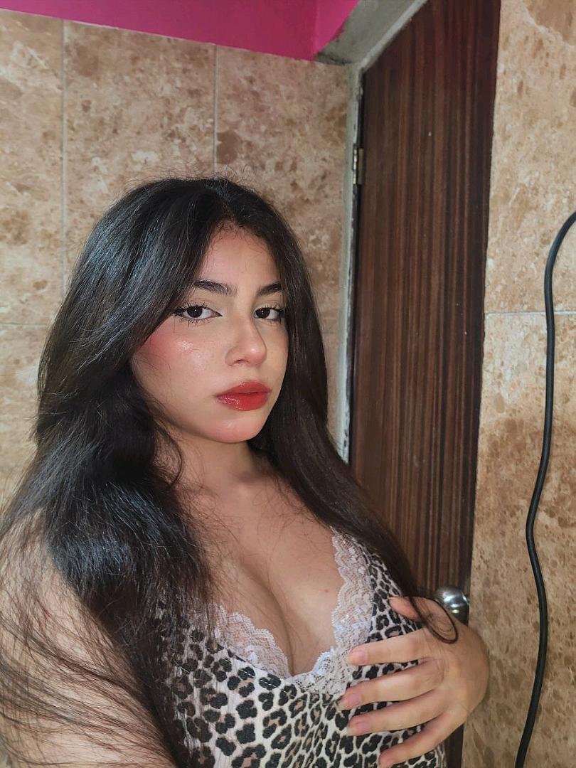 Lily, 24 — talk with girls online free from Canada